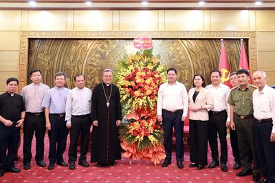 Bí thư Thành ủy Nguyễn Hồng Thái tiếp đoàn đại biểu Tòa Giám mục Bắc Ninh