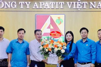 Sôi nổi các hoạt động kỷ niệm Ngày Doanh nhân Việt Nam