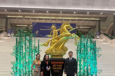 Lâm Đồng có 2 doanh nhân được công nhận danh hiệu 'Doanh nhân Việt Nam tiêu biểu - Cúp Thánh Gióng' năm 2026