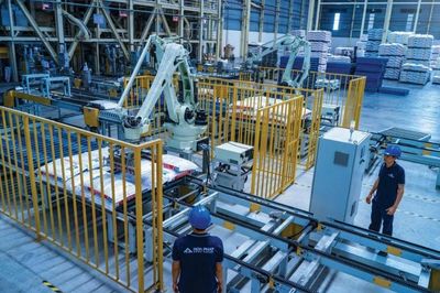Khối ngoại tiếp tục bán ròng, cổ phiếu Hòa Phát (HPG) ngược dòng hút vốn
