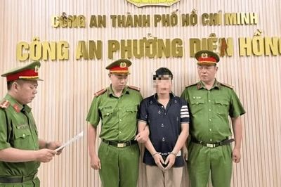 Tạm giữ nam thanh niên dùng dao tấn công CSGT