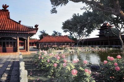 Cách nhìn của sử thần Nho giáo đối với Phật giáo trong Đại Việt sử ký toàn thư