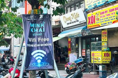 Phường Vĩnh Tuy: Người dân hưởng lợi từ chuyển đổi số