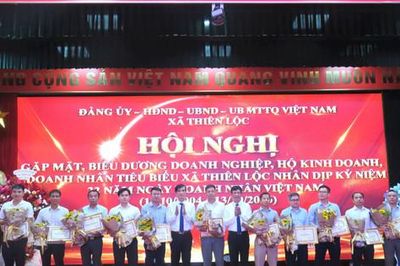 Xã Thiên Lộc tôn vinh doanh nghiệp, doanh nhân tiêu biểu