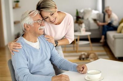 Về hưu mới thấm: Có 3 điều cha mẹ càng giữ kín, tuổi già càng bình yên