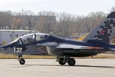 Chiến đấu cơ Yak-130M Nga sở hữu 'nanh vuốt' mới sau đợt nâng cấp