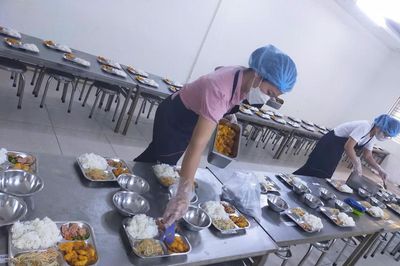 Chuẩn hóa bữa ăn học đường: Không chỉ là bữa ăn no