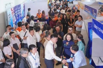 Gắn học tập suốt đời với nâng cao năng lực số