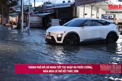 [Video] Thành phố Hồ Chí Minh tiếp tục ngập do triều cường, mùa mưa có thể kết thúc sớm