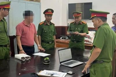 Khởi tố, bắt tạm giam nhân viên ngân hàng lừa đảo số tiền hơn 70 tỷ đồng