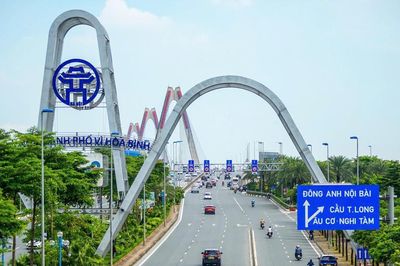 Vành đai 3 trên cao có tới 120.000 lượt xe mỗi ngày, CSGT Hà Nội khuyến cáo