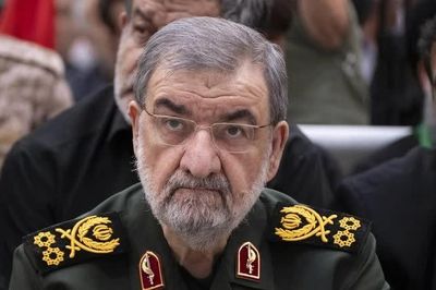 Iran dọa phá hủy 'trái tim' của nền kinh tế Mỹ nếu chiến sự bùng phát