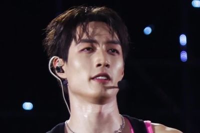 Ban tổ chức concert ở TPHCM xin lỗi vì ca sĩ ngã gãy xương sườn