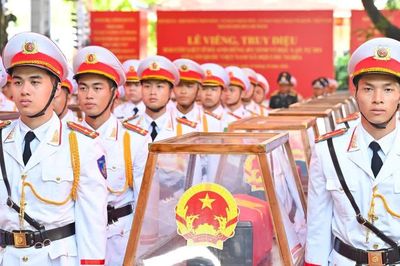 Lộ trình 26km đưa 731 hài cốt liệt sĩ từ Công viên Lê Thị Riêng về Nghĩa trang Liệt sĩ TPHCM