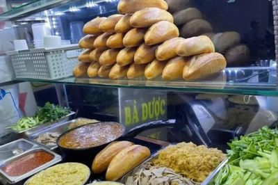 Bánh mì Bà Được xin lỗi sau vụ 167 người nhập viện