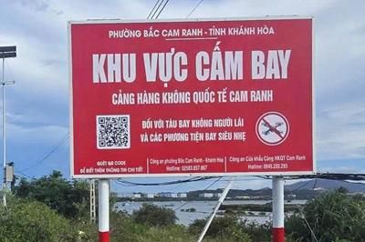 Lắp đặt biển báo khu vực cấm bay thuộc vành đai sân bay Cam Ranh