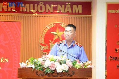 Đảng ủy VKSND TP Hồ Chí Minh bồi dưỡng nghiệp vụ công tác Đảng cho đảng viên