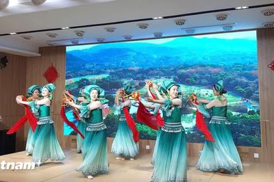 Trải nghiệm văn hóa Trung Quốc tại Hà Nội, tăng cường giao lưu nhân dân hai nước
