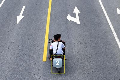 Người đàn ông ở Bắc Ninh 10 lần lọt vào 'tầm ngắm' của camera AI vì không đội mũ bảo hiểm
