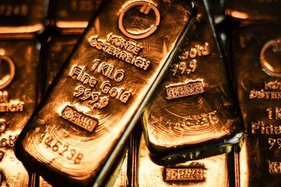 Giá vàng hôm nay 13/10: Vàng thế giới đảo chiều giảm