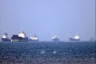 Iran tuyên bố chỉ kiểm soát thay vì đóng cửa eo biển Hormuz