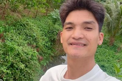 Mạc Văn Khoa tận hưởng cuộc sống ở quê