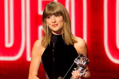 Taylor Swift đối diện thất bại