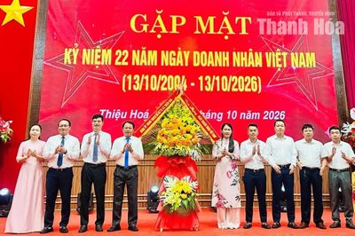 Các xã Thiệu Hóa, Quảng Chính gặp mặt, chúc mừng doanh nghiệp, doanh nhân