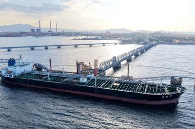 Giá dầu Brent giao ngay lập đỉnh mới, biểu hiện của sự thắt chặt nguồn cung nghiêm trọng