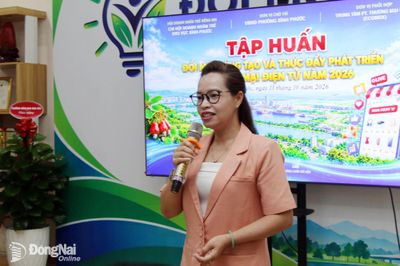 Tập huấn phát triển thương mại điện tử và ứng dụng AI cho doanh nghiệp, chủ thể OCOP