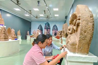 Bảo tàng tỉnh Gia Lai gắn mã QR cho bảo vật quốc gia
