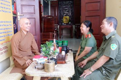 Giữ bình yên từ cơ sở - Kỳ 2: Gần dân, hiểu dân