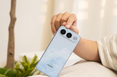 Đánh giá kỹ thuật OPPO A7 Pro 5G: Pin 8.000 mAh siêu bền bỉ cùng chuẩn kháng nước IP69K