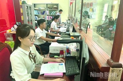 Chủ động sắp xếp cán bộ, công chức khối chính quyền các xã, phường sau khi được giao biên chế