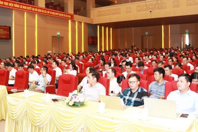 Hơn 400 học viên được bồi dưỡng, cập nhật kiến thức, kỹ năng lãnh đạo, quản lý