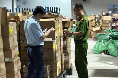 Bắc Ninh: Thu giữ hơn 200 nghìn sản phẩm mỹ phẩm không rõ nguồn gốc