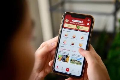 Từ nay đến hết ngày 31/12/2026: Đây là những tài khoản mạng xã hội phải xác thực với VNeID, người dân cần nắm rõ