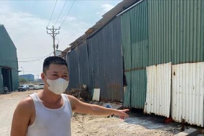 Xã Thường Tín: Người dân 'ngạt thở' vì kho tập kết da trâu bò