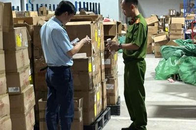 Phát hiện lô mỹ phầm trị giá hơn 10 tỷ đồng không có nguồn gốc