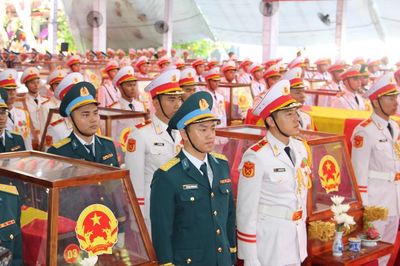 Lễ viếng, truy điệu và an táng 731 hài cốt liệt sĩ tại TP Hồ Chí Minh