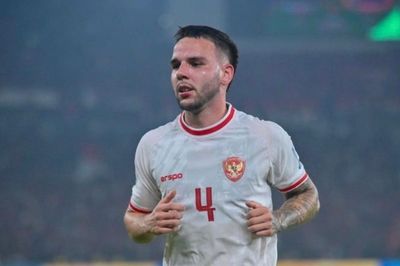Cầu thủ Đông Nam Á đầu tiên ra sân ở Champions League