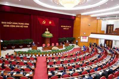 Từ phát biểu bế mạc Hội nghị Trung ương 4 của Tổng Bí thư, Chủ tịch nước Tô Lâm nghĩ về một đất nước mạnh từ bên trong:Đã nhận việc, phải làm đến cùng