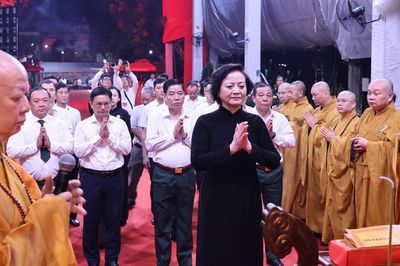 Cầu siêu cho anh linh 731 liệt sĩ trước giờ truy điệu, an táng