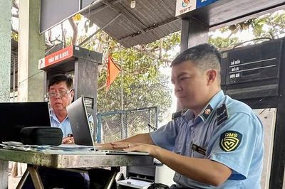 Đồng Tháp: Xử phạt doanh nghiệp mua bán xăng dầu ngoài hệ thống