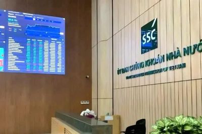 Ủy ban chứng khoán Nhà nước khuyến cáo nhà đầu tư cảnh giác với thông tin sai lệch trên mạng xã hội