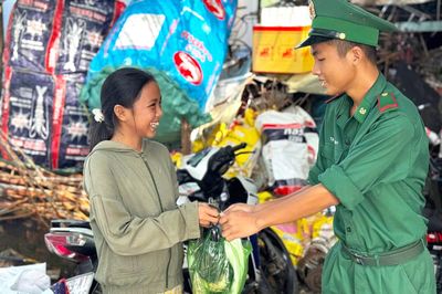 Cà Mau: 'Đổi rác lấy quà' - chung tay bảo vệ môi trường