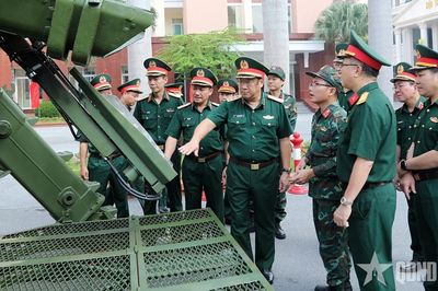 Khẩn trương hoàn thiện, nghiệm thu pháo tự hành PTH-152, PTH-130