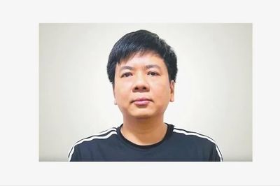 Cáo trạng xác định Shark Thủy tạo doanh thu khống 2.327 tỷ đồng qua mua bán thẻ điện thoại
