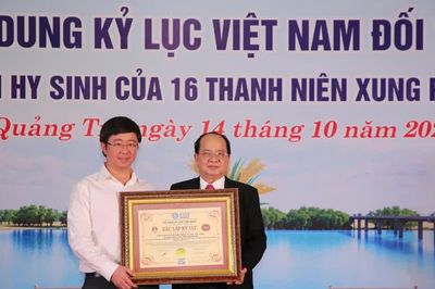 Di tích quốc gia Bến phà II Long Đại đón nhận Bằng tôn vinh kỷ lục Việt Nam