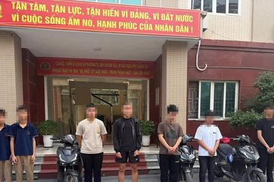 Bắt giữ nhóm 'quái xế' gây rối trật tự công cộng trước Sân vận động Mỹ Đình